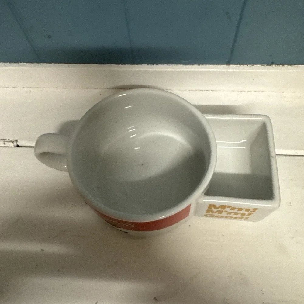 Vintage Campbell Soup Bowl Bowel with side cracker holder,‎ Dishwasher safe